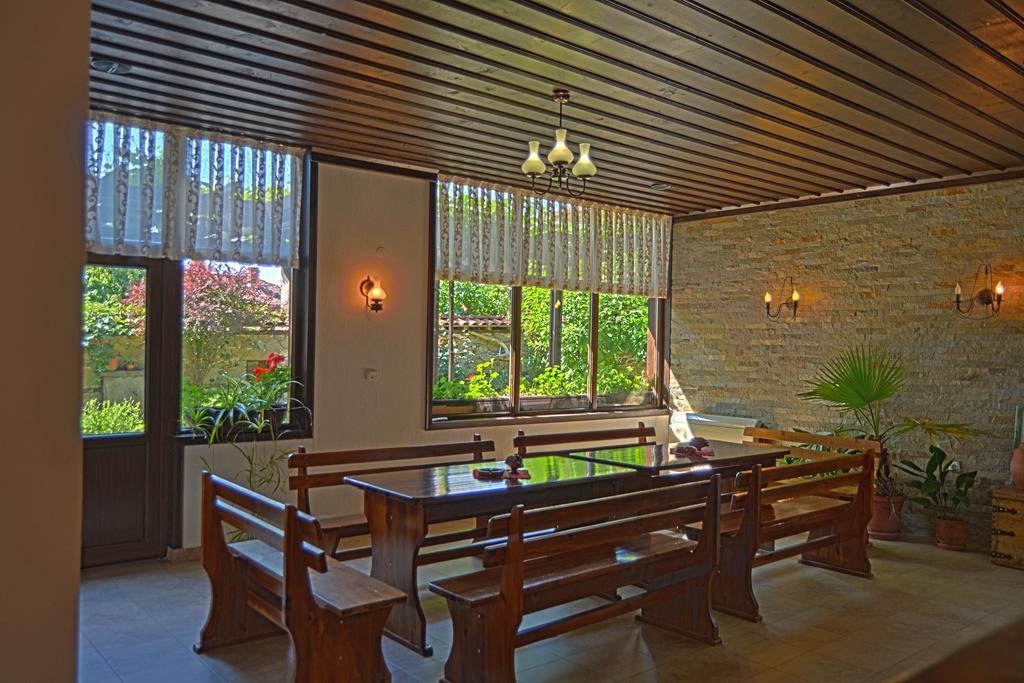 Guest House Stara Planina Калофер Экстерьер фото