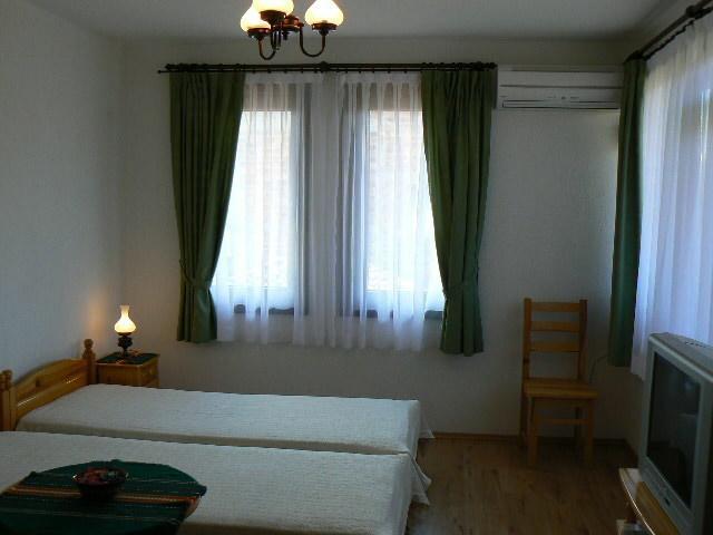 Guest House Stara Planina Калофер Номер фото